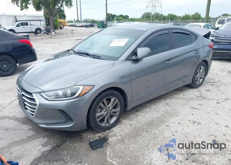 2018 Hyundai Elantra Sel z USA, uszkodzony, nr VIN 5NPD84LF6JH247903